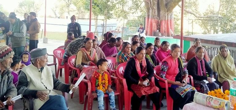घर-घर भाजपा कार्यक्रम: टिहरी विधायक ने मखलोगी के गांवों को दिए सार्वजनिक उपयोग के लिए बर्तन, महादेव ग्राम छाती में किया पाण्डाल फर्श का लोकार्पण
