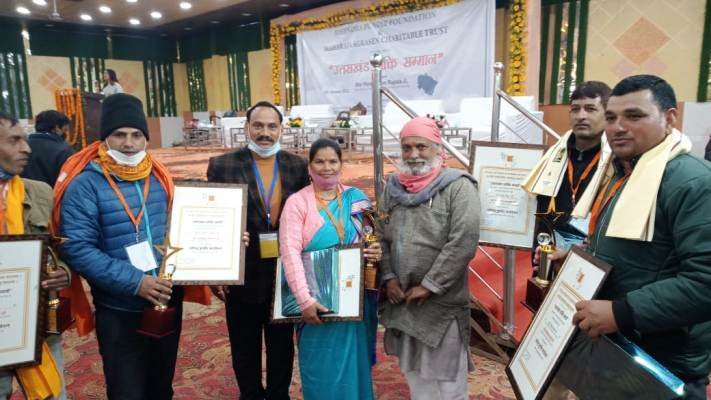 जोगेंद्र सिंह पुंडीर फाउंडेशन के सौजन्य से उत्तराखंड शक्ति सम्मान कार्यक्रम आयोजित