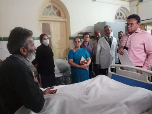 फिर एक्शन मोड में स्वास्थ्य सचिव डॉ आर राजेश कुमार, नैनीताल जिला अस्पताल में अब्यस्थाओं पर लगाई अधिकारियों को फटकार