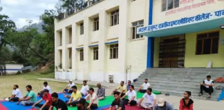 राजकीय महाविद्यालय पाबौ एवं थलीसैंण में अन्तराष्ट्रीय योग दिवस पर किया योगाभ्यास