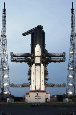 चंद्रयान-3 की सफलतापूर्वक लैंडिंग करने पर किया खुशी का इजहार